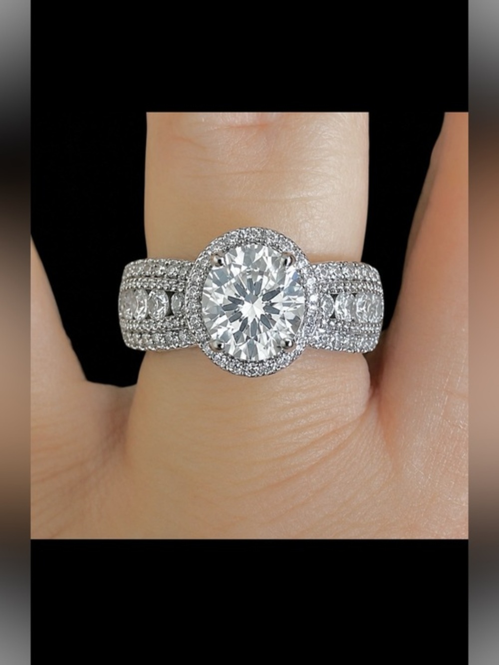 - 2 Ct tw Engagement Ring 18k white gold diamond hidden halo